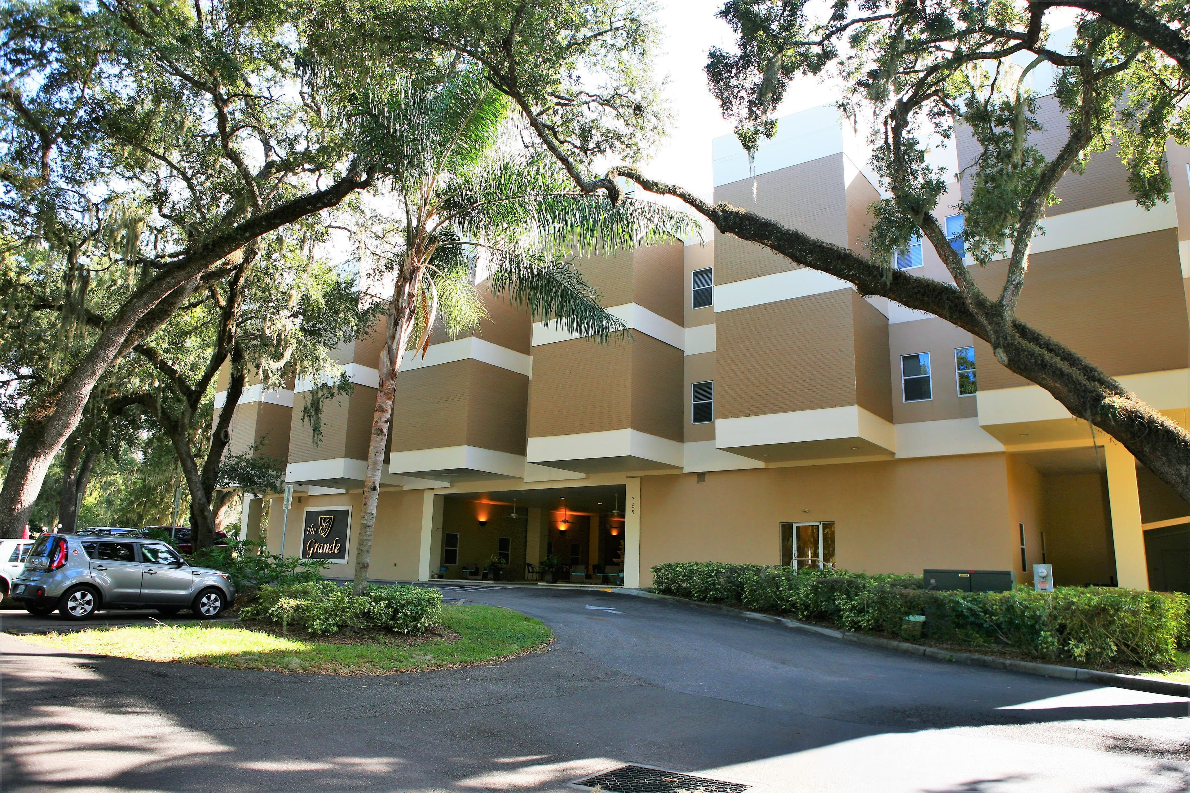 The Grande in Brooksville, FL - Main View