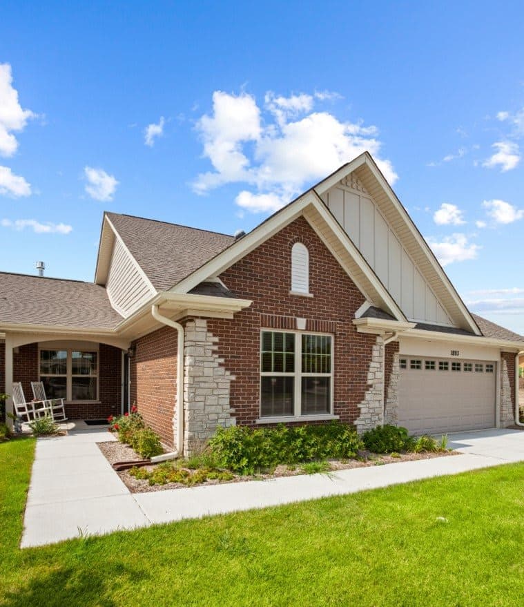 The Lakes and Superior at Waterford in Aurora, IL