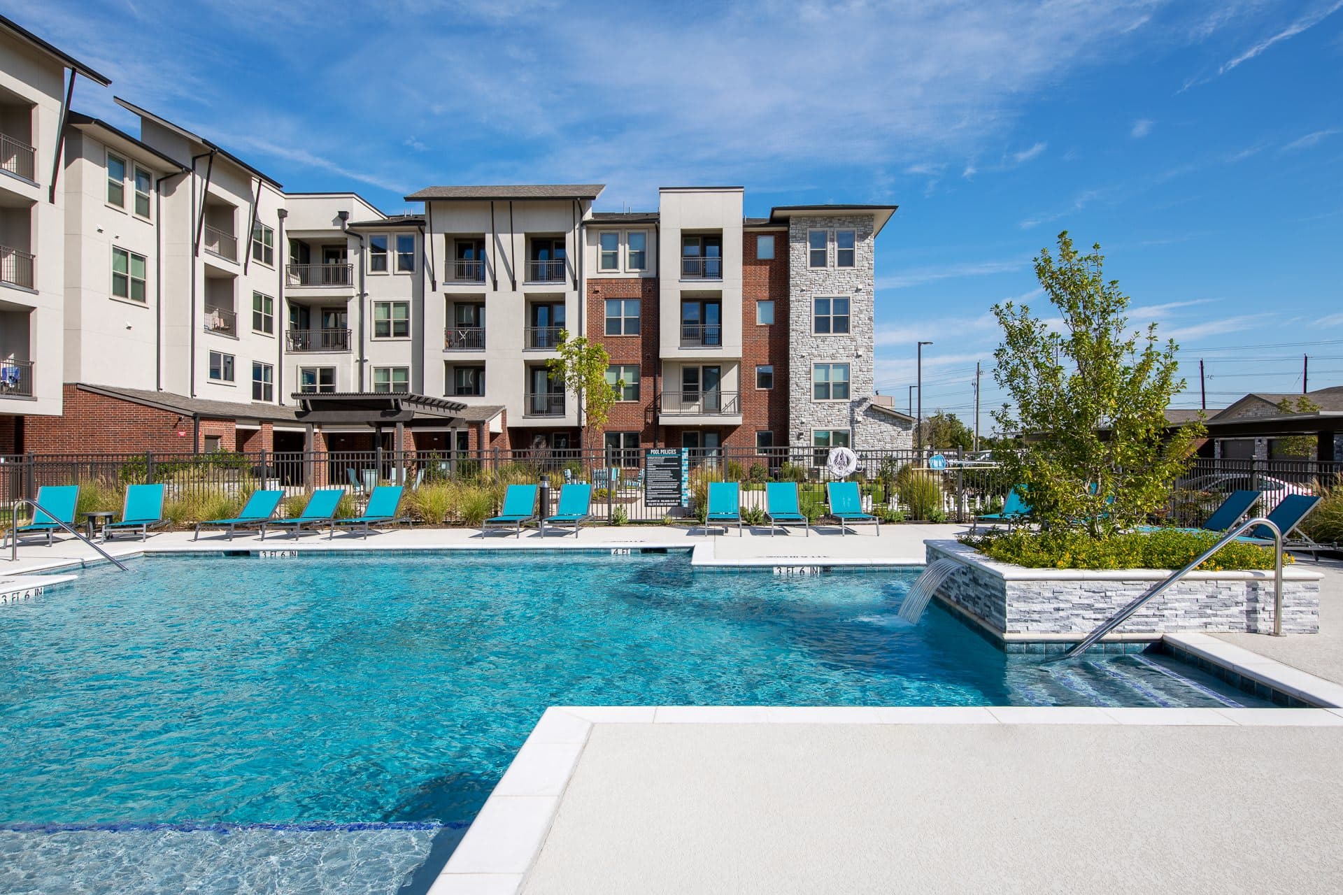 The Luxe at Cedar Hill in Cedar Hill, TX