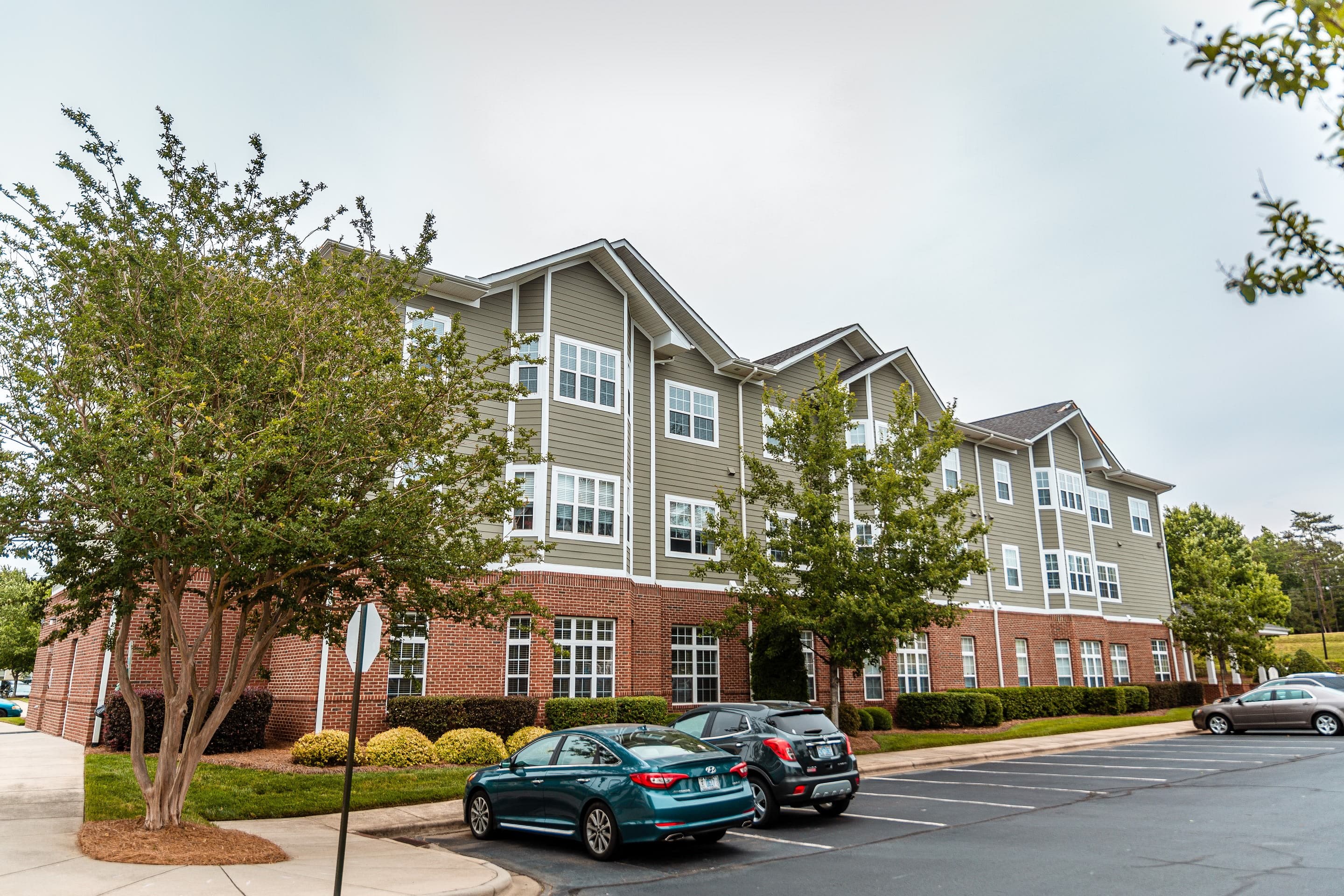 The Manor in Pineville, NC - Main View