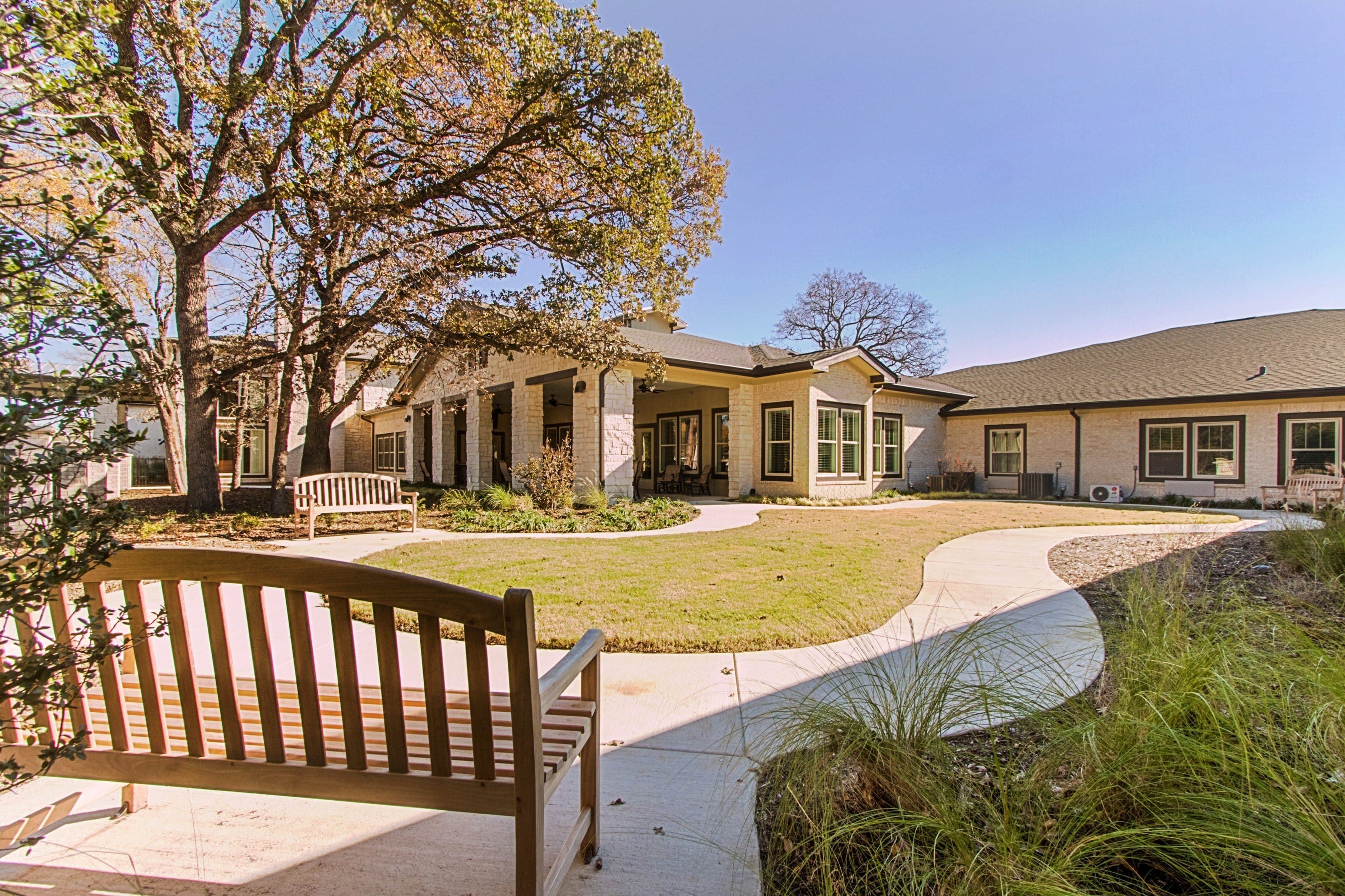 The Oaks at Flower Mound in Flower Mound, TX - Main View