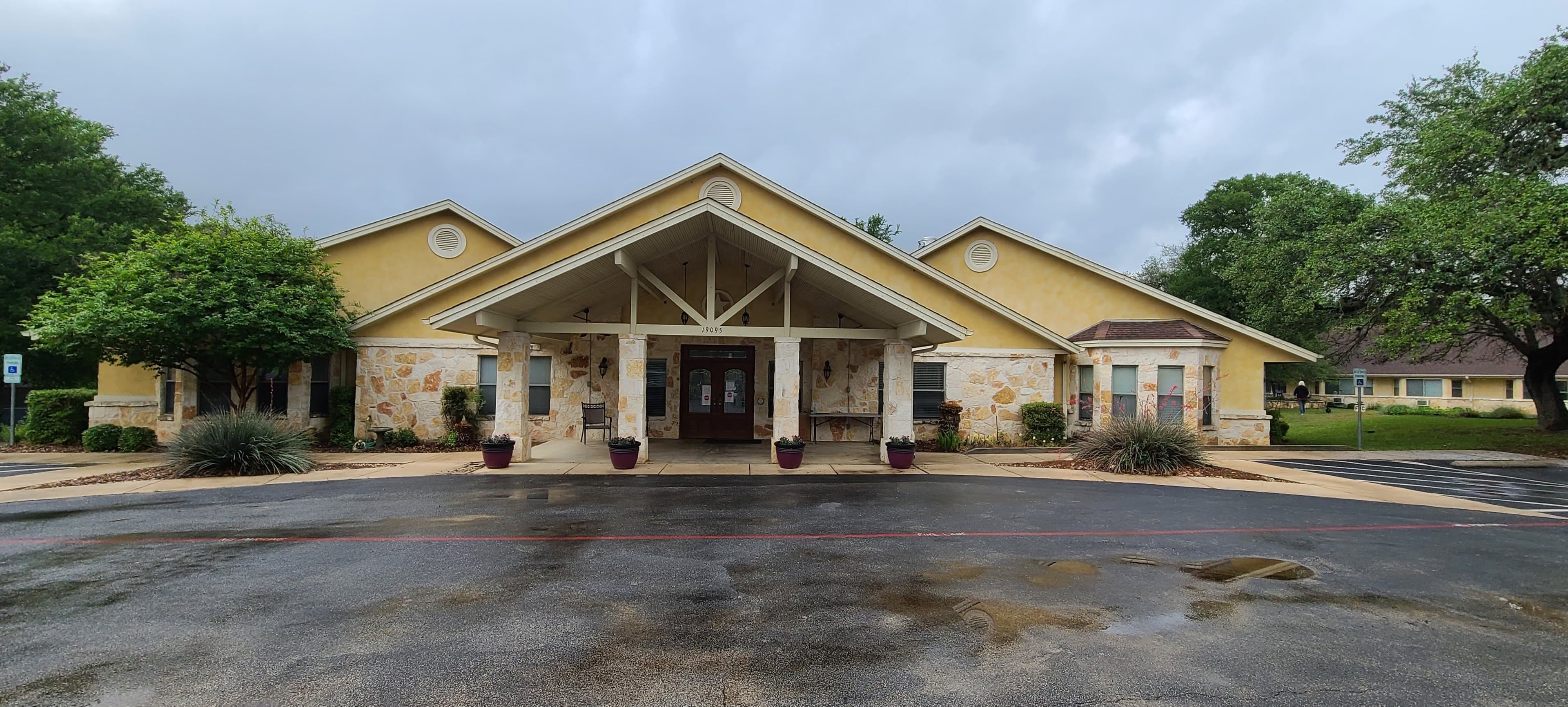 The Oaks of Garden Ridge Assisted Living and Memory Care in Garden Ridge, TX - Main View