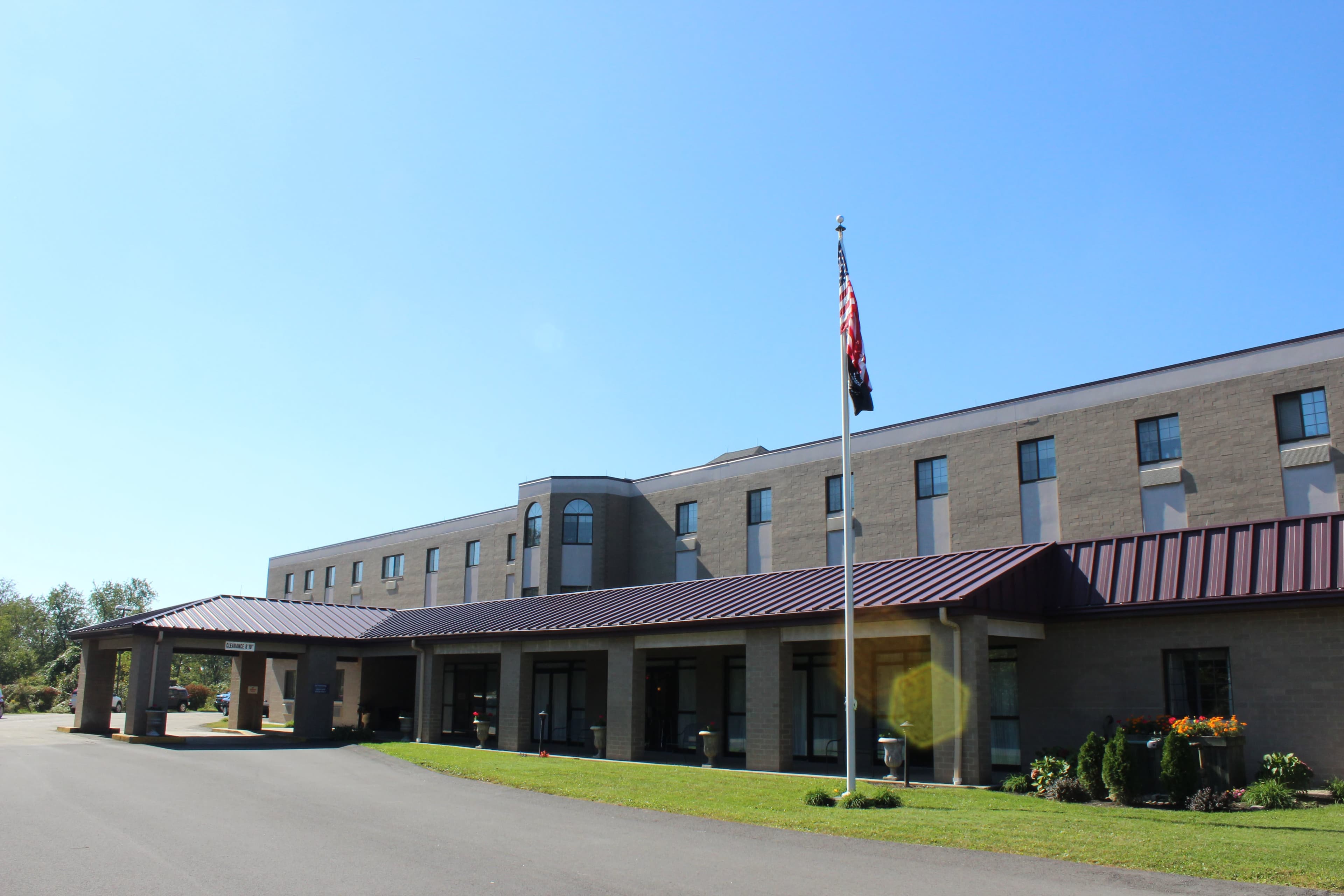 The Residence at Arrowood in Pittsburgh, PA - Main View