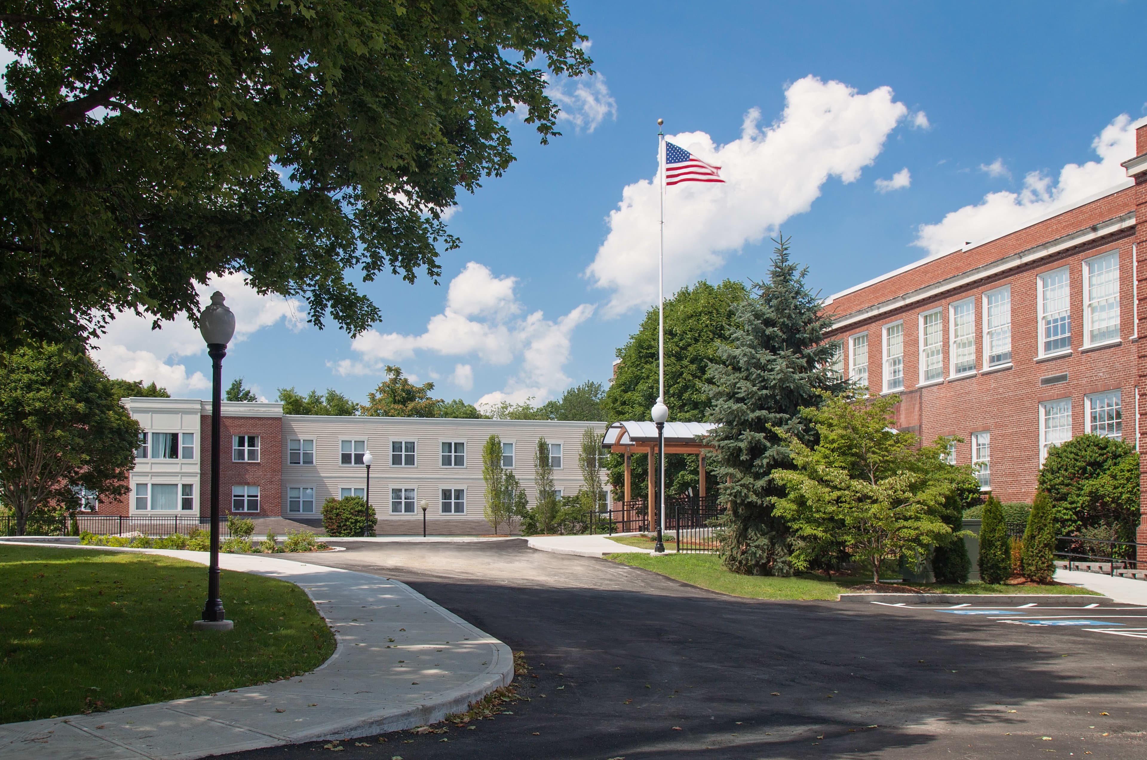 The Residence at Pearl Street in Reading, MA - Main View