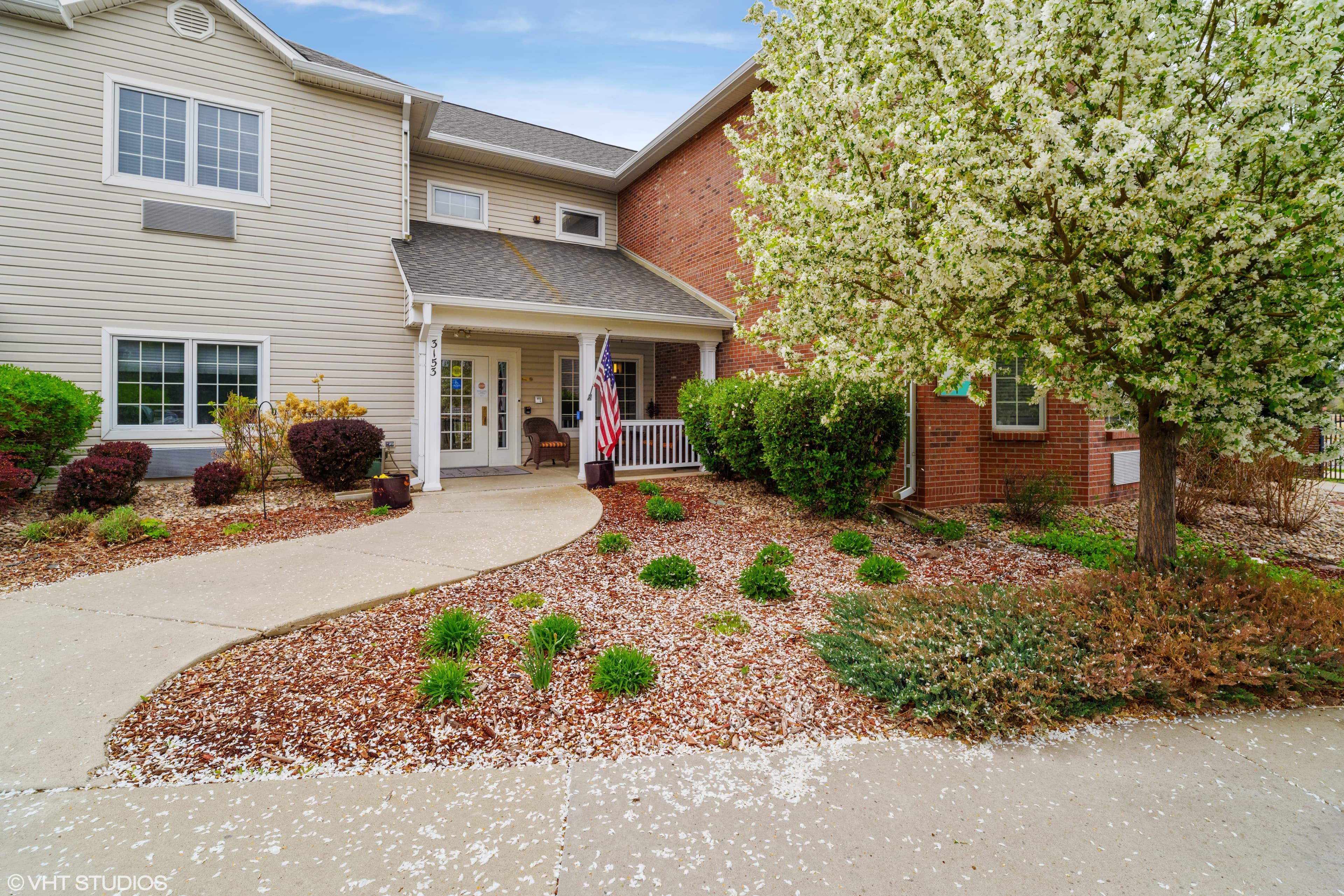 The Village of Bear Creek in Lakewood, CO - Main View