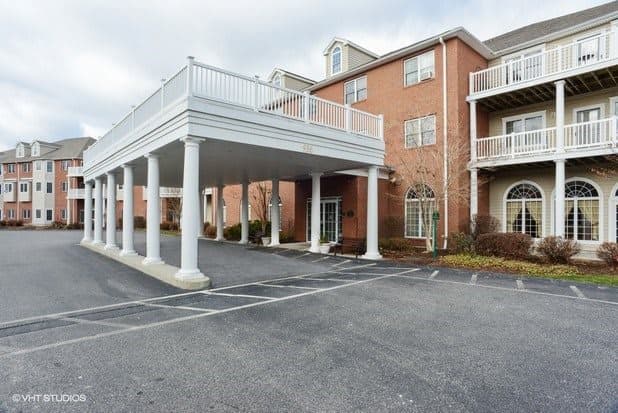 The Wellington at Springfield - Senior living in Springfield, Massachusetts