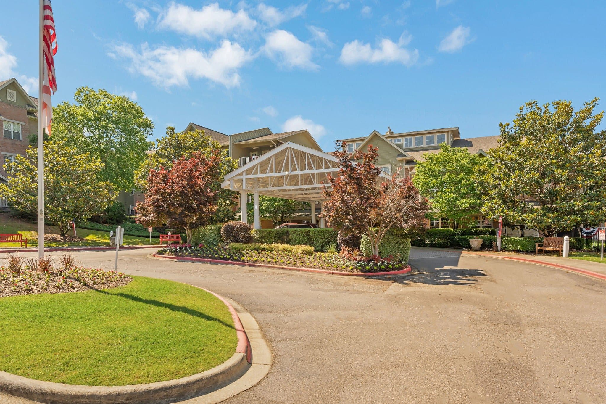 Town Village Vestavia Hills in Birmingham, AL - Main View