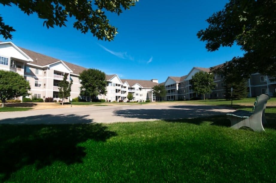 Trail Ridge Senior Living in Sioux Falls, SD - Main View