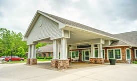 Urbandale Health Care Center in Urbandale, IA - Main View