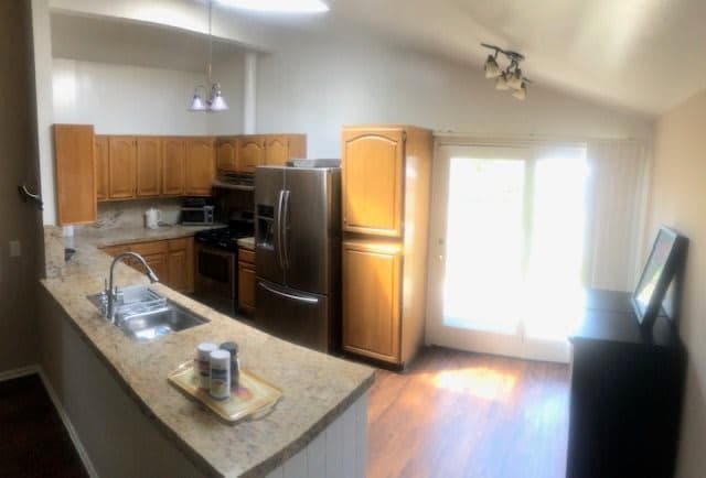 Valley View in Woodland Hills, CA - Main View