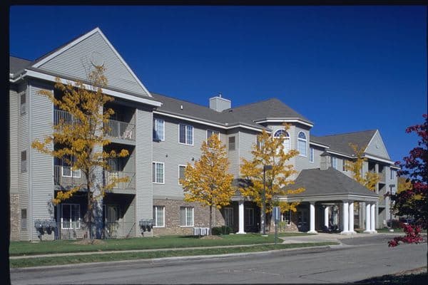 Victoria Square in Lincoln Park, MI - Main View