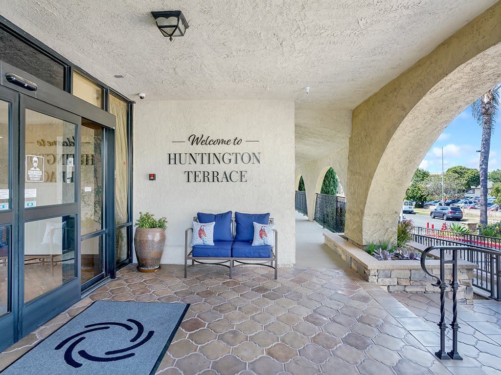 Huntington Terrace in Huntington Beach, CA - Main View