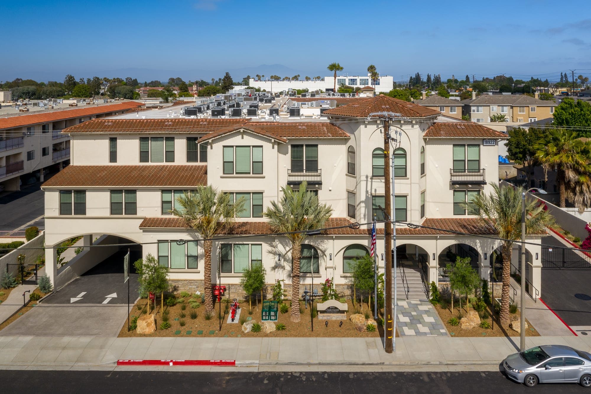 Oakmont Of Huntington Beach in Huntington Beach, CA