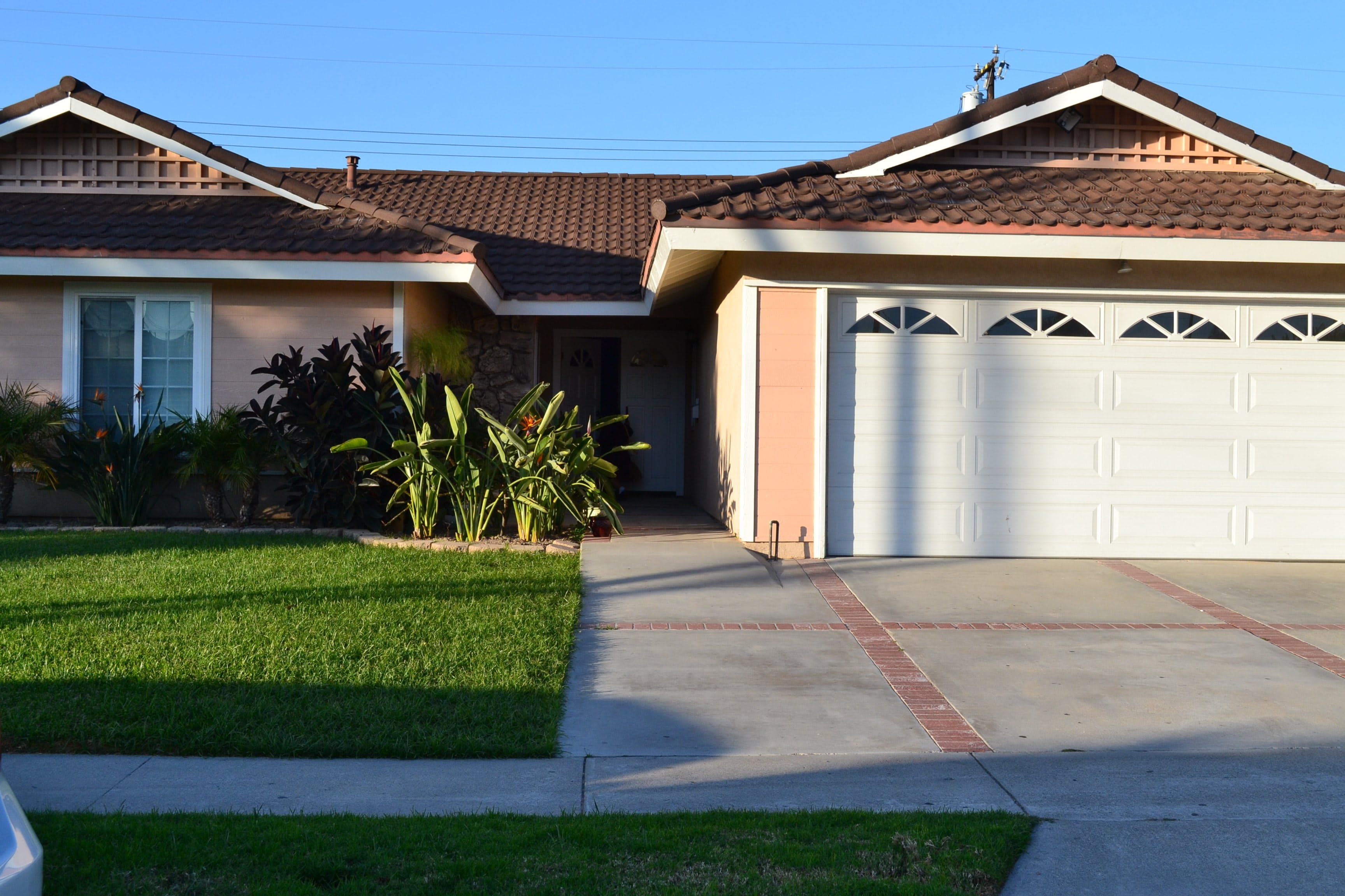 Loving Care Senior Home in Fountain Valley, CA - Main View