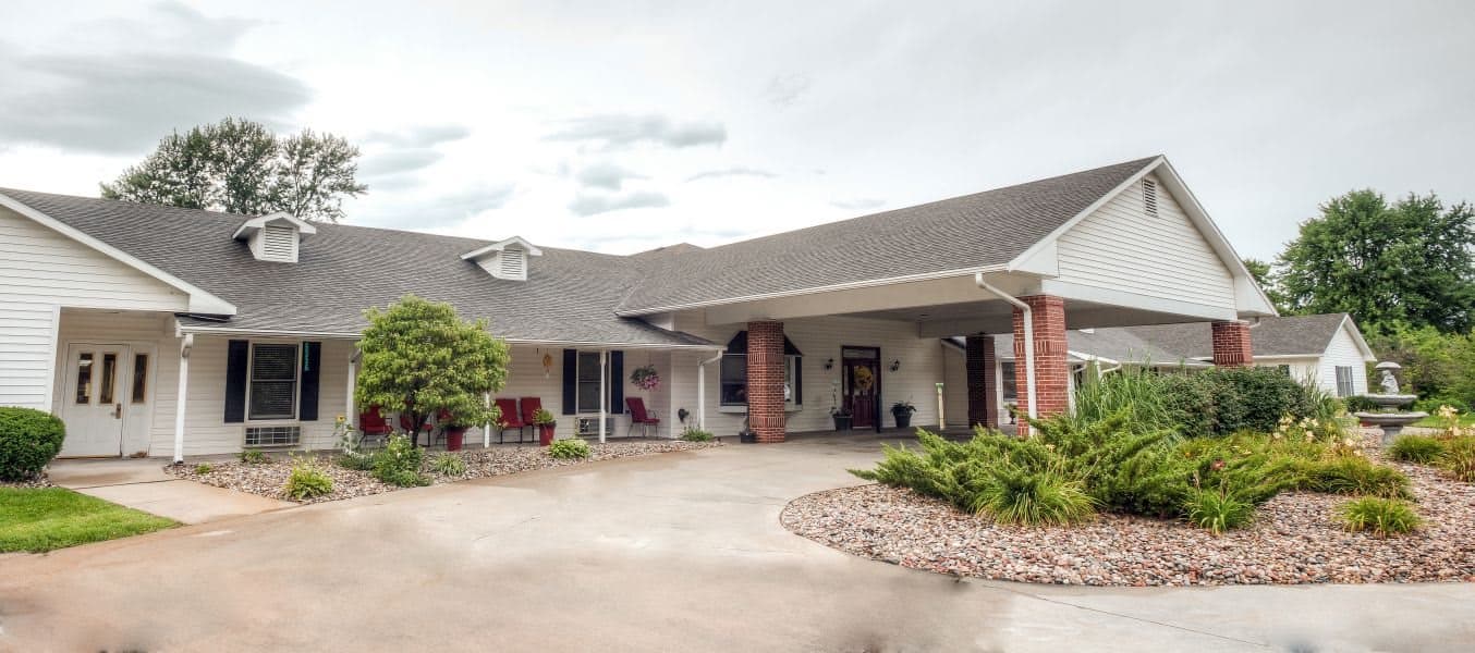 Vintage Park at Louisburg - Senior living in Louisburg, Kansas