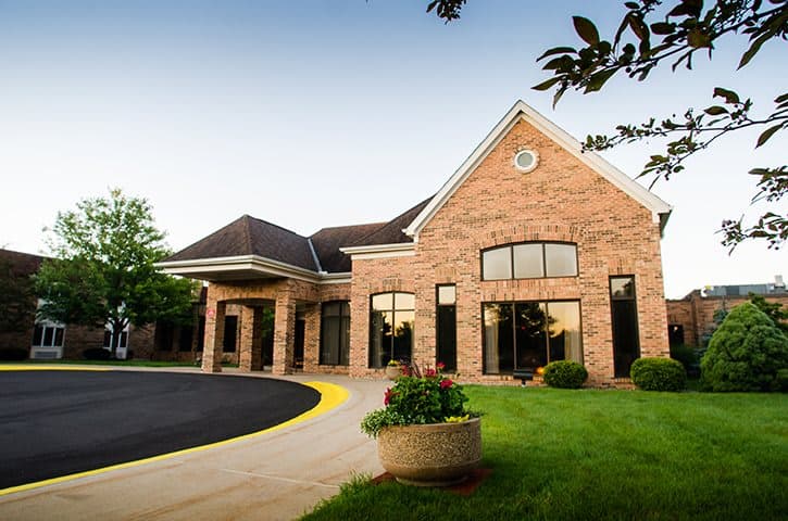 Vista Grande Villa in Jackson, MI - Main View