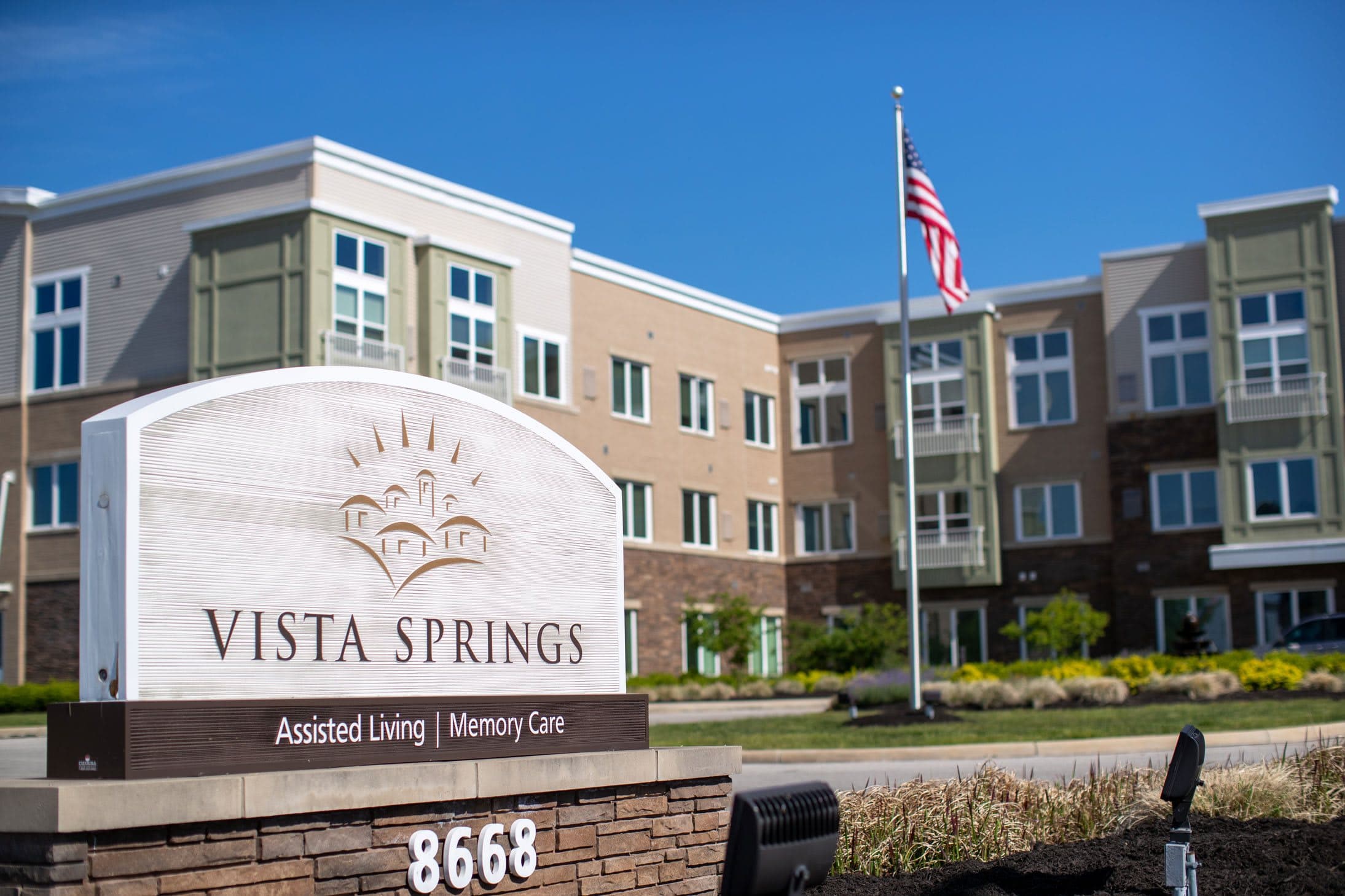 Vista Springs Greenbriar in Parma, OH - Main View