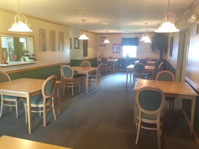 Walnut Street Residential Care in Doniphan, MO