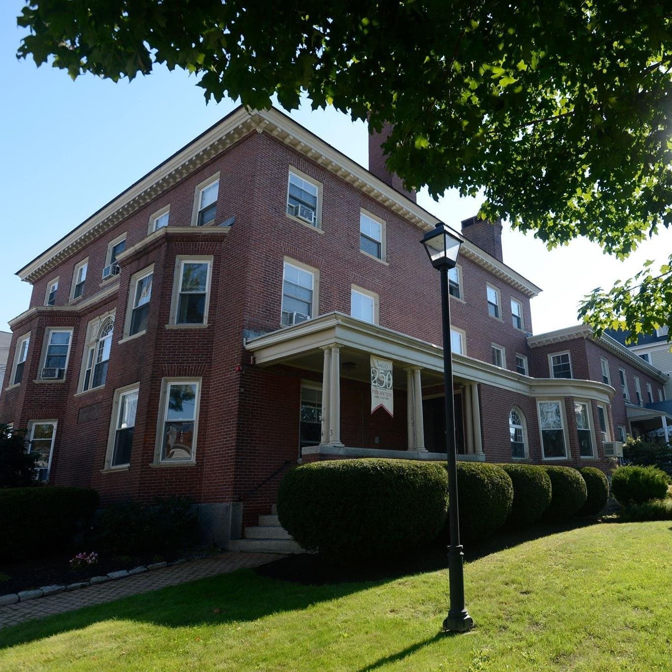 Wardwell Home and Gardens in Saco, ME - Main View