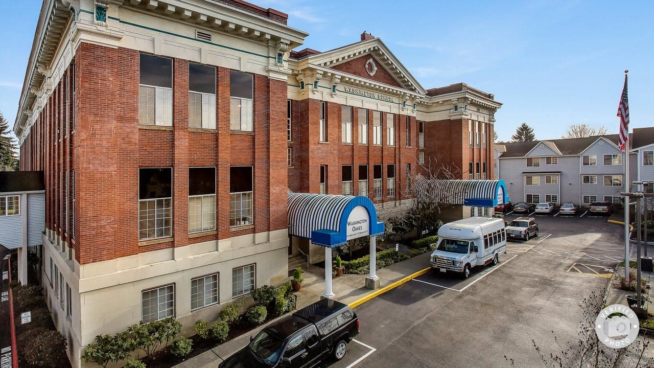 Washington Oakes in Everett, WA