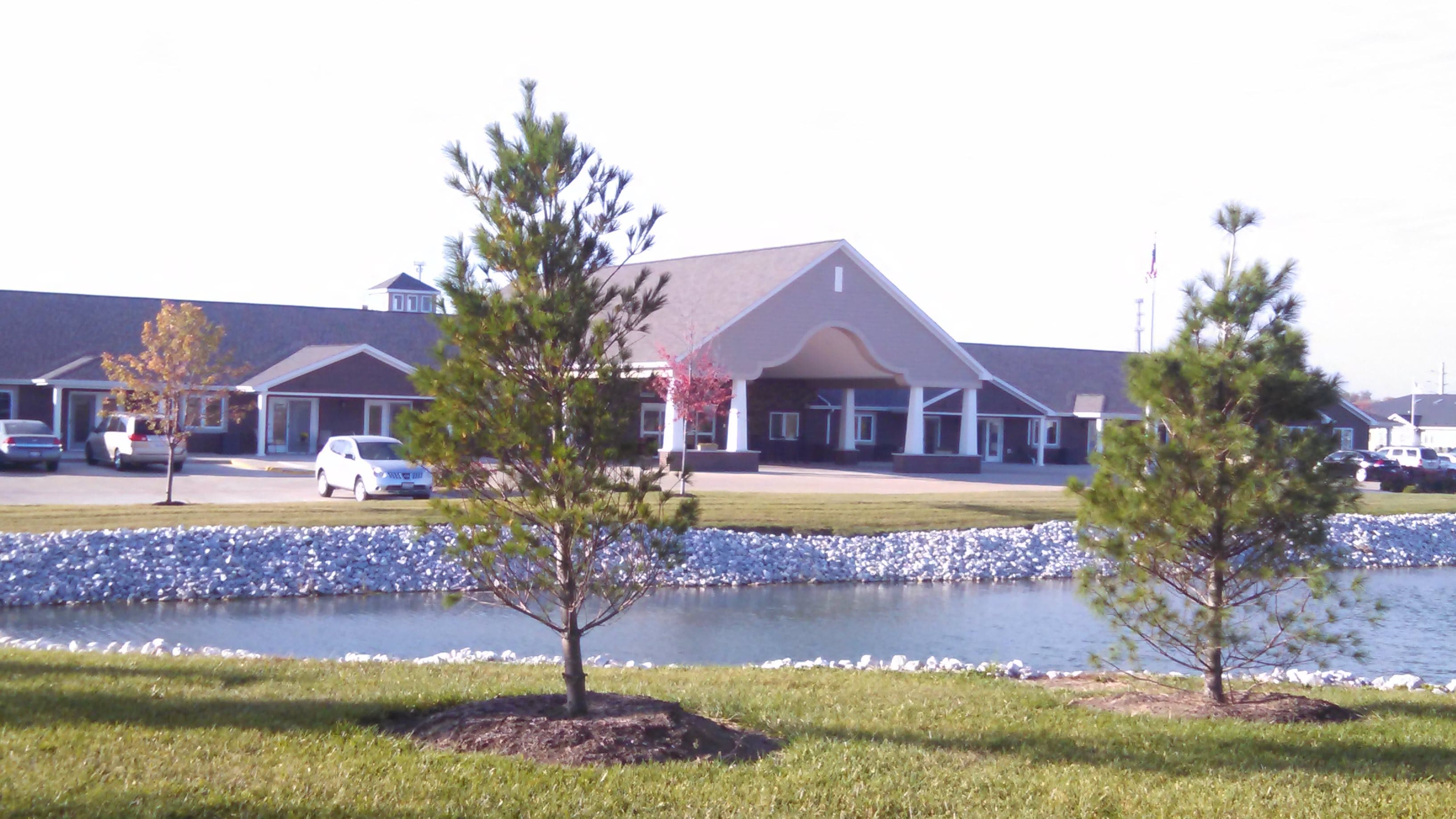 Washington Villas of Holly Brook in Washington, IL - Main View