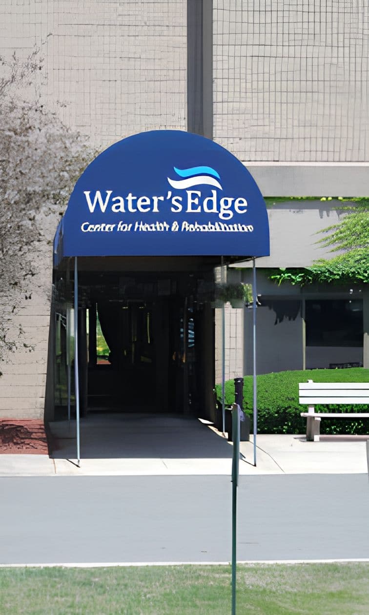 Water's Edge Center for Health and Rehabilitation in Middletown, CT - Main View