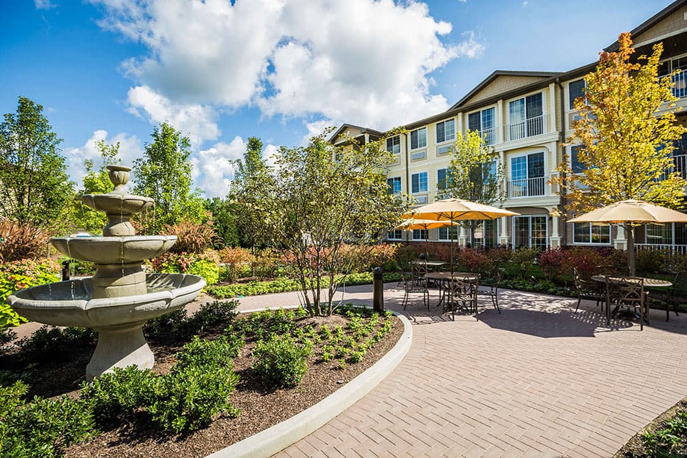 Westbrook Senior Living in Streamwood, IL - Main View