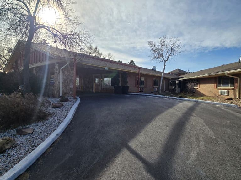 Western Hills Health Care Center in Lakewood, CO - Main View