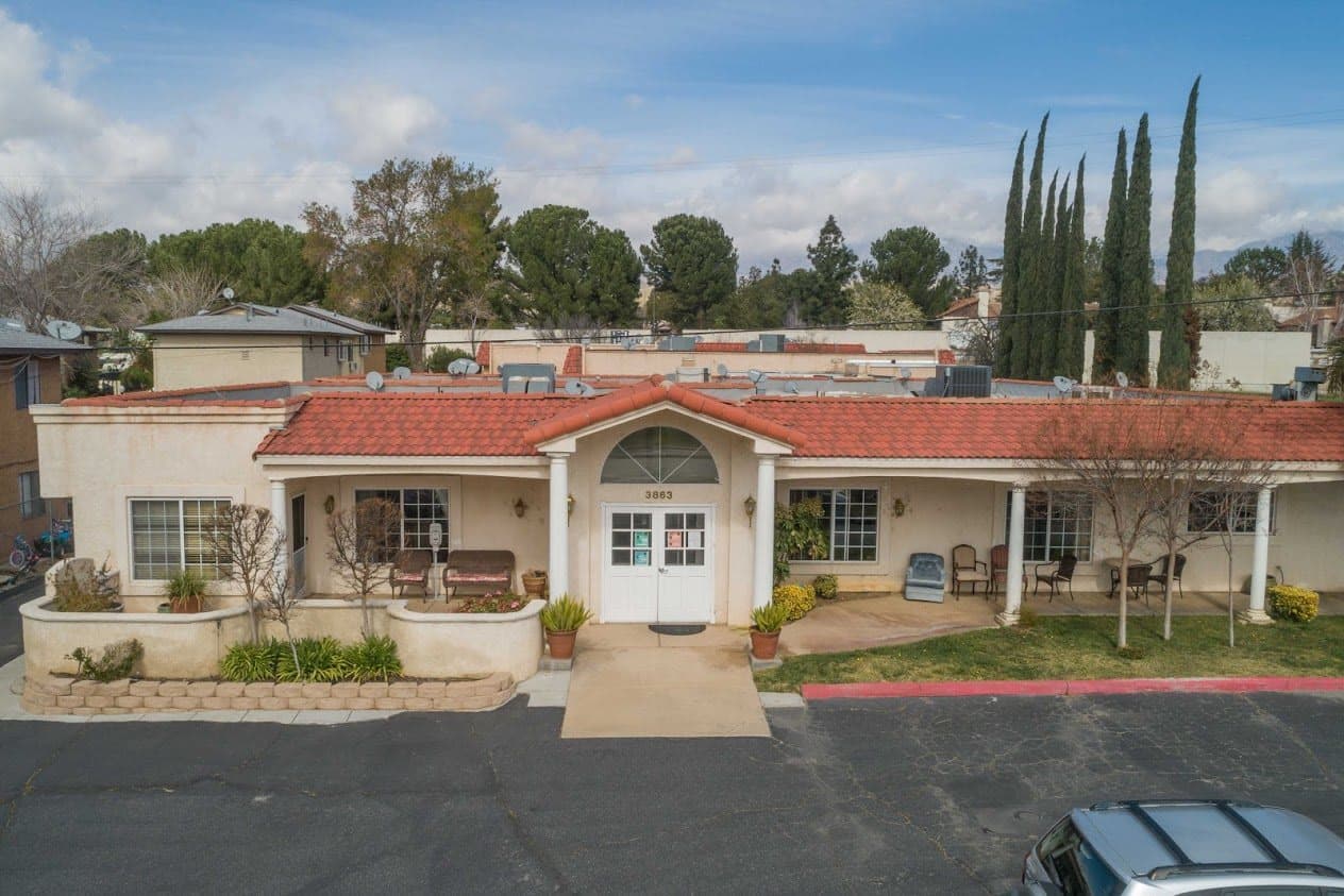 Westfield Villa Gardens in Banning, CA