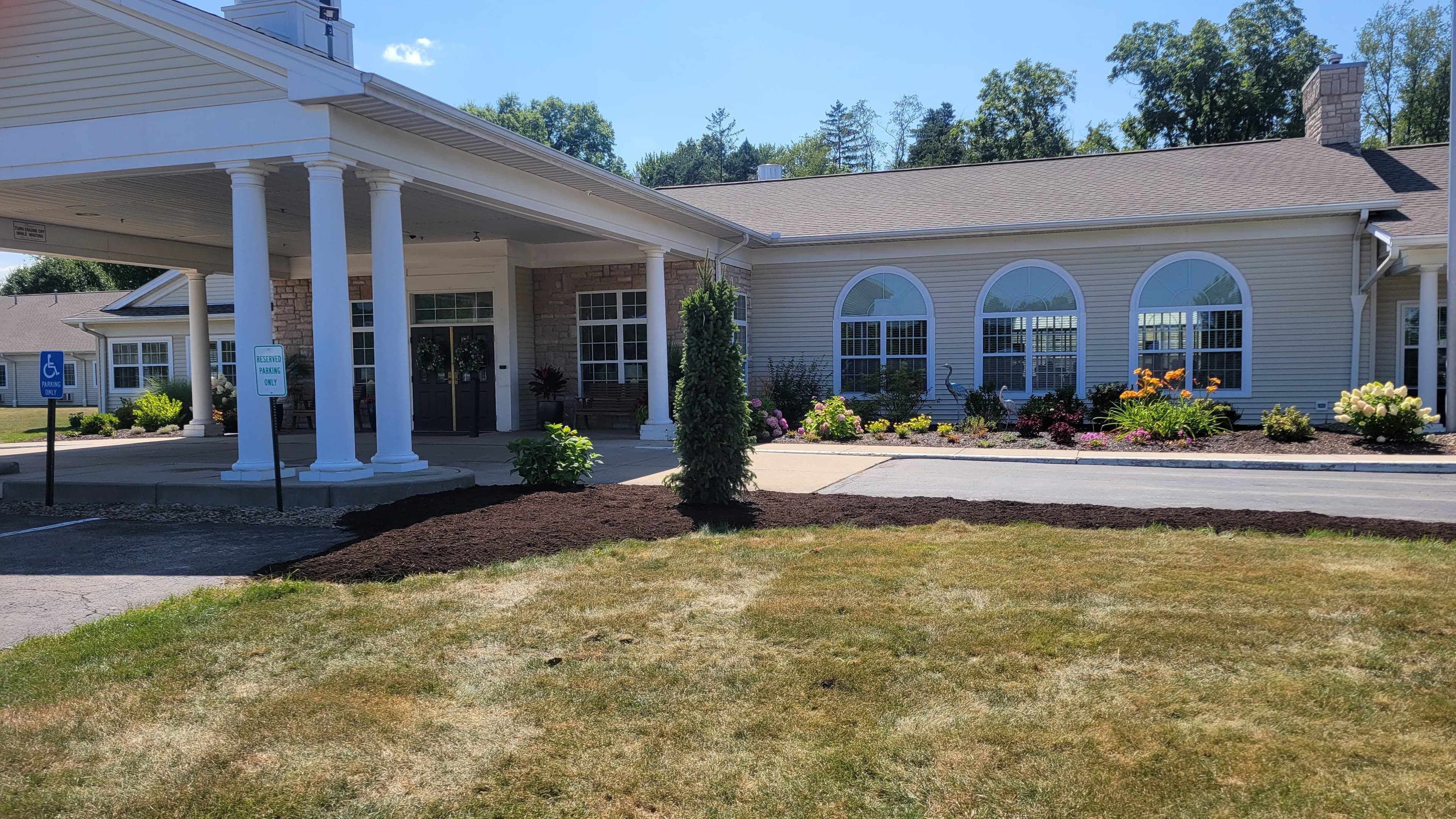 Whispering Pines Village in Columbiana, OH - Main View