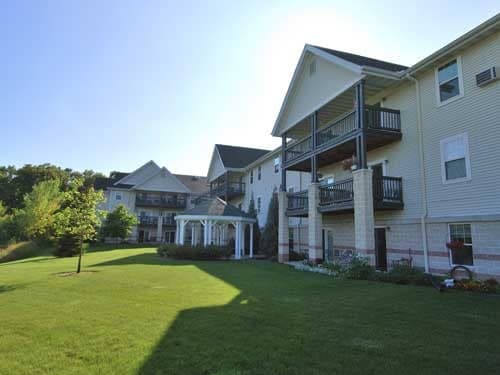 White Oaks in Greenfield, WI - Main View