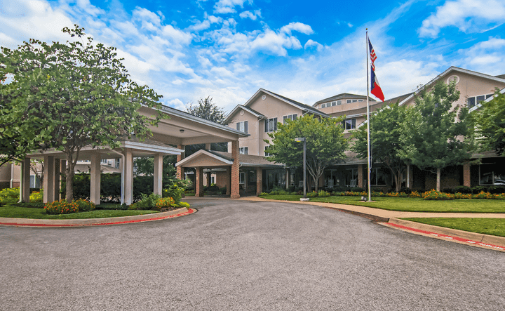 Whiterock Court in Dallas, TX - Main View