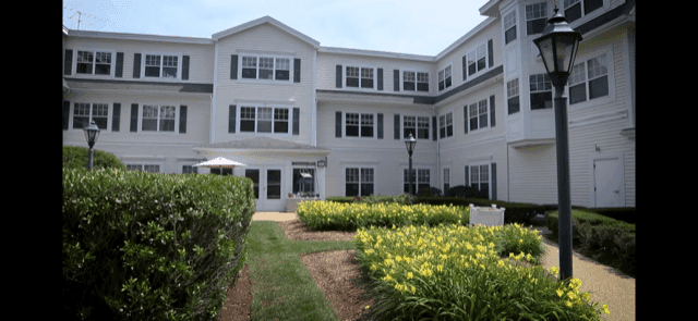 Charter Senior Living Of Dedham - Senior living in Dedham, Massachusetts