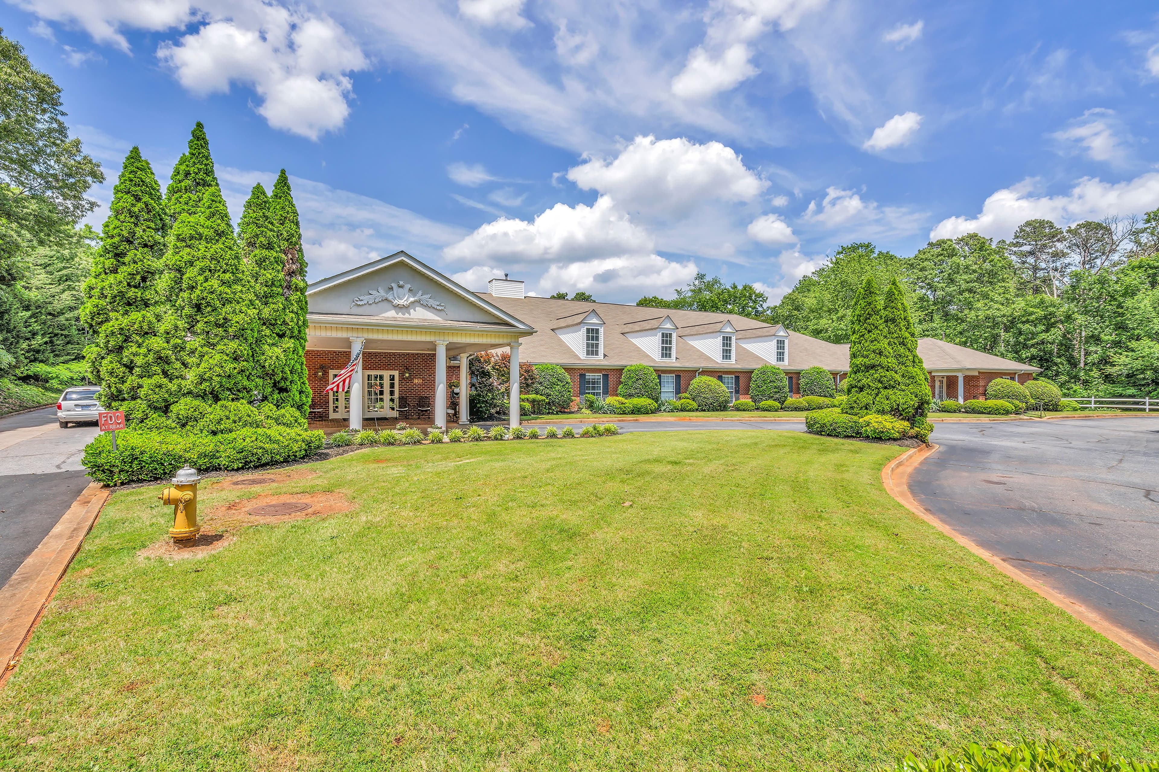 Windsor House Greenville in Greenville, SC - Main View