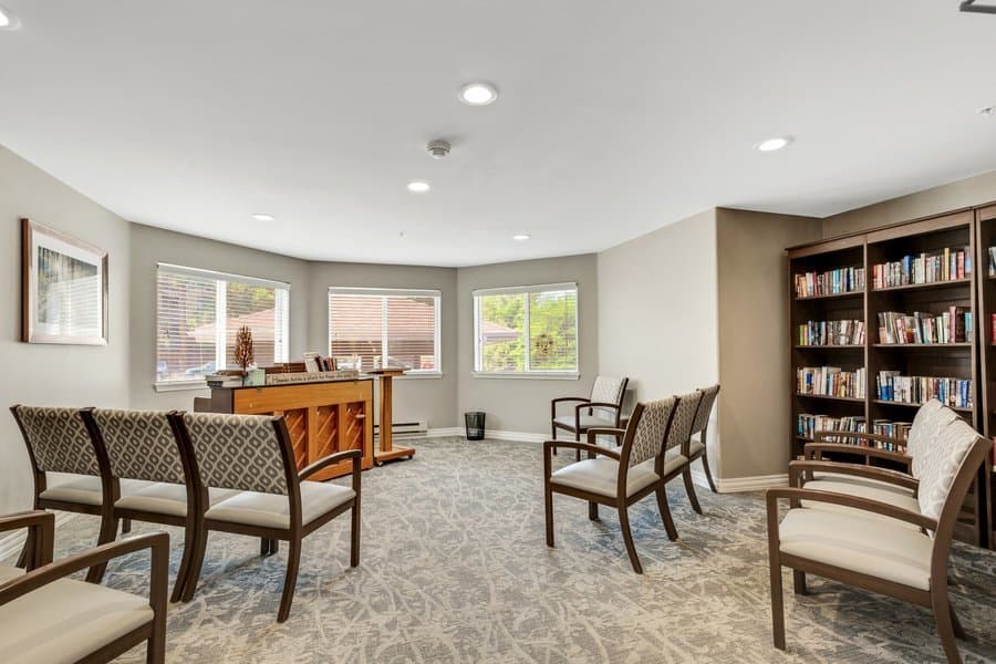 Saint Mariam Senior Care in Northridge, CA - Gallery 1