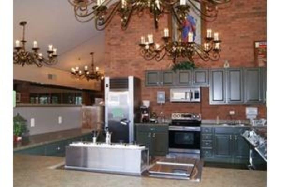 Sena-Kean Manor in Smethport, PA - Main View